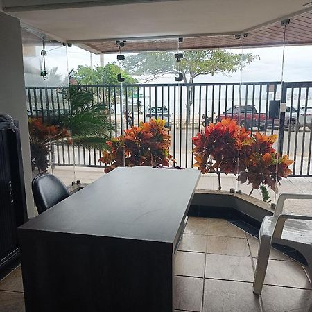 Praia Do Morro - Apt. Canto Nobre, Frente Total Para O Mar, 4 Quartos 1 Vaga De Garagem, 2 Banheiros 구아라파리 외부 사진